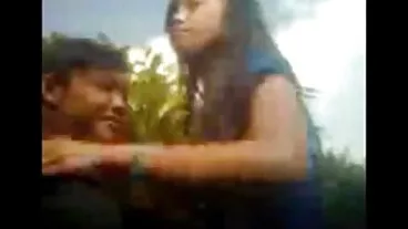 Nghiệp dư brunette thủ dâm solo phim xet be de đồ chơi Webcam