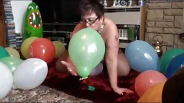 Lớn boobs xxnx xet brunette thủ dâm solo đồ chơi webcam