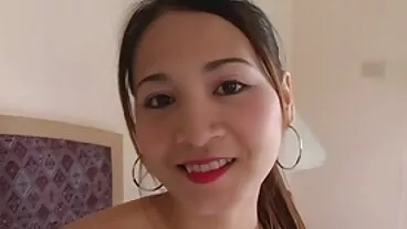 Cô gái tóc vàng milf stepmom Brookl Đuổi phim xet con dau theo