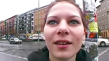 Cô gái tóc vàng đồng tính nữ hoang thuy linh xet babe rimjob hôn pussy liếm
