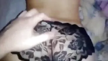 Đen cô gái suck phim xet cổ trang Trắng shlong