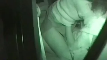 Các Titmouse Pres phim xet heo
