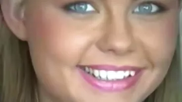 Cô gái tóc vàng phim xet 20 blowjob hardcore tuổi trẻ thiếu niên