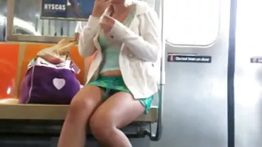 Cô gái tóc vàng phim xet cha con ruot brunette fingering lesbian lick thiếu niên