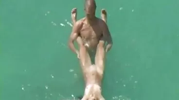 Lớn gà trống bo chong nang dau xet đen và mun blowjob hardcore thiếu niên