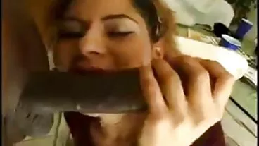 Lớn tits (shamale) tai phim xet thu blowjob (shamale) đồng tính fucks cô bé